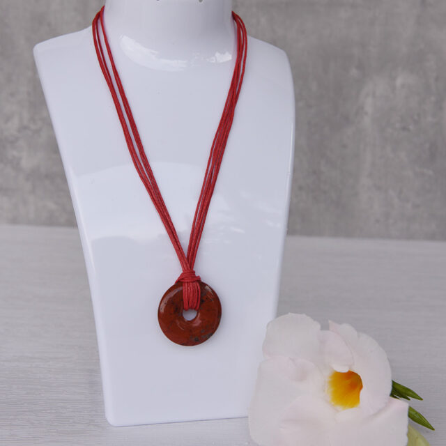 Ladies Nature Gift Red Jasper Gemstone Donut Necklace Jewellery